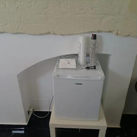 Pensionat Newhouse Black & White Modugno